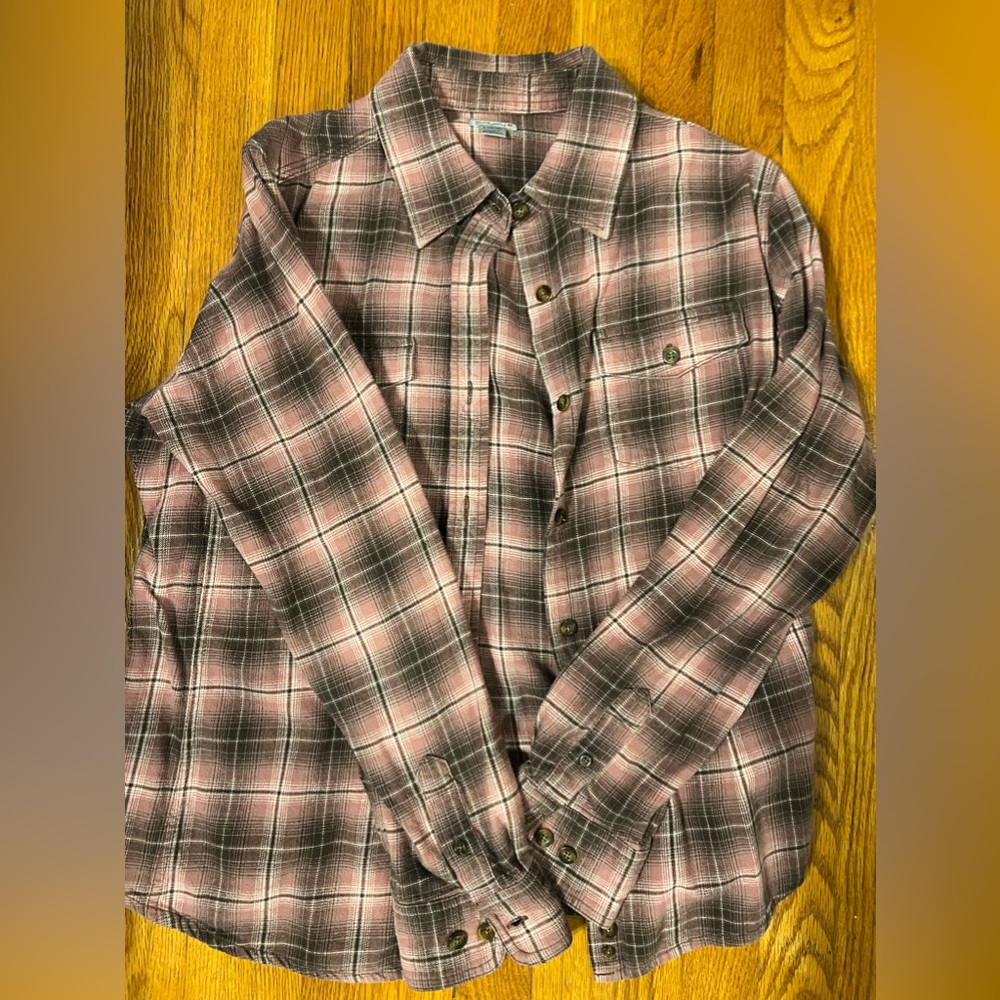 Carhartt flannel large.